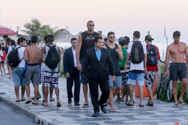 卡马文加 卡马文加