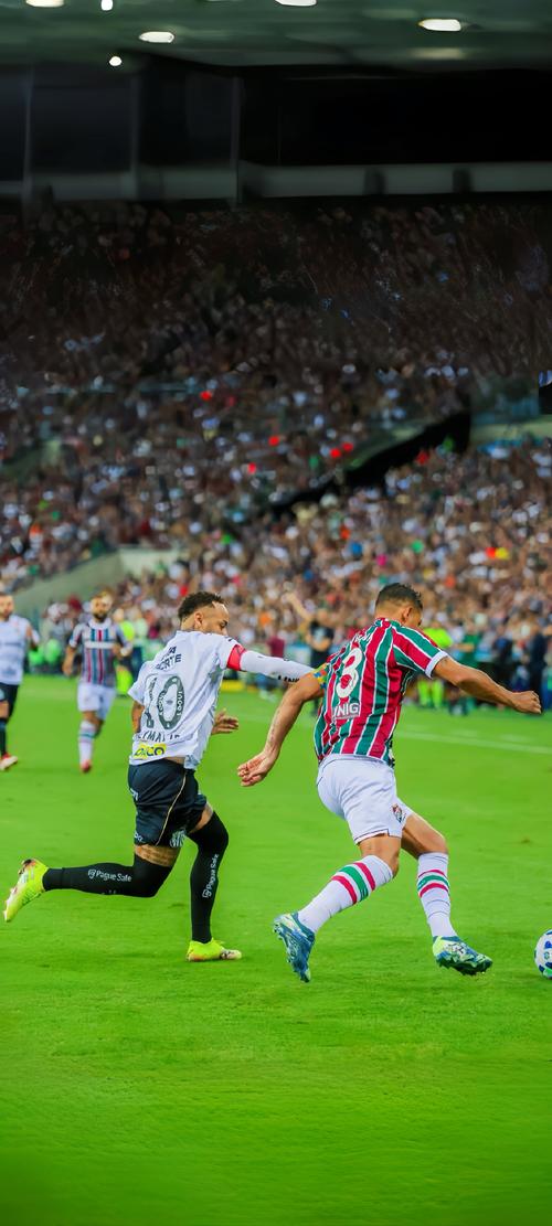 0.7秒三分绝杀！布克神了！#篮球